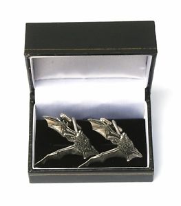 【送料無料】メンズアクセサリ―　イギリスボックスカフスボタンピューターbat le cufflinks pewter made in uk gift boxed or pouched quantity discount