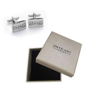 【送料無料】メンズアクセサリ―　メンズシルバーデザインファッションカフスボタンオニキスアートボックスオンmens silver design fashion cufflinks amp; gift box by onyx art