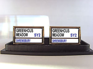 【送料無料】メンズアクセサリ―　shrewsbury street sign mens cufflinks giftshrewsbury street sign mens cufflinks gift
