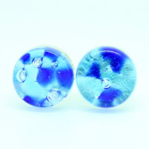 【送料無料】メンズアクセサリ―　ヴェネツィアシルバームラーノハンドメイドカフリンクスblue and silver murano circular handmade cufflinks from venice