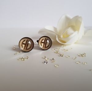 【送料無料】メンズアクセサリ―　パーソナライズイニシャルカフスボタンpersonalised initials wooden wedding cufflinks groom, birthday, fathers day gift