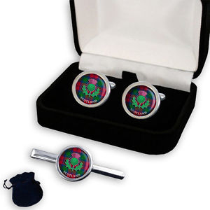 【送料無料】メンズアクセサリ―　タータンチェックスコットランドシスルメンズカフスボタンセットlindsay clan tartan scottish thistle men’s cufflinks set gift engraving