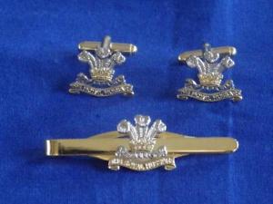 【送料無料】メンズアクセサリ― the royal hussars cuff links and tie gripclip gift setthe royal hussars cuff links and tie grip  clip gift set