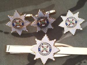 【送料無料】メンズアクセサリ―　カフスリンクバッジネクタイピンセットirish guards cufflinks, badge, tie clip military gift set