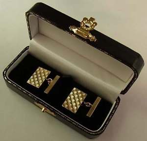 【送料無料】メンズアクセサリ―　ビンテージゴールドカフリンクスケースvintage 1972 9ct gold cufflinks, cased