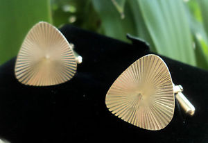 【送料無料】メンズアクセサリ―　ヴィンテージボックスロンドンイエローゴールドバーカフスボタンメッキvintage 9ct yellow gold bar cufflinks in box hm 1963 london not plated
