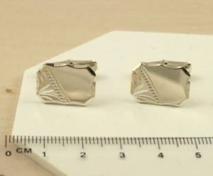【送料無料】メンズアクセサリ―　ソリッドスターリングシルバーカフリンクスcl34se2 gents solid 925 sterling silver rectangular half engraved cufflinks