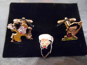 【送料無料】メンズアクセサリ―　セットオサマビンラディンサダムdead baddies of 2011 cufflink lapelpin sets, osama, saddam and gadaffi
