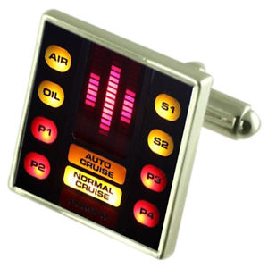 【送料無料】メンズアクセサリ―　ナイトカフスリンクknight rider cufflinks with pouch