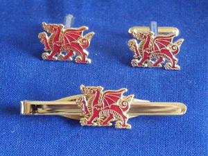 【送料無料】メンズアクセサリ― ウェールズドラゴンカフリンクタイグリップクリップセットwelsh dragon cuff link and tie grip  clip gift set