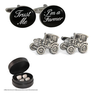 【貨物輸送無料】メンズ付属物― レザーケーストターセットtrust me im a farmer amp; detailed tractor cufflink set インチ leather case aj264