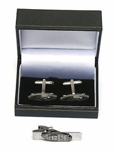 【送料無料】メンズアクセサリ&mdash;　アーミータンクカフスボタンタイクリップバースライドセットarmy tank ww1 cufflinks amp; tie clip bar slide set army soldier gift｜hokushin