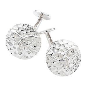 【貨物輸送無料】メンズ佩び物― セルティックカフリンクスsilver hammered celtic cufflinks