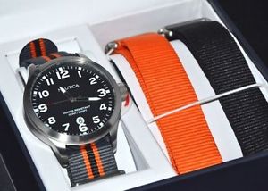 【送料無料】腕時計　ウォッチ　orologio uomo nautica cofanetto regalo con 2 cinturini extra in omaggio a09921g