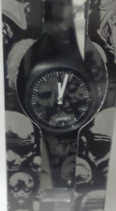 【送料無料】腕時計　ウォッチ　アナログウォーキングデッドreloj analgico the walking dead realizado en 2013 por vannen relojes por｜hokushin