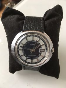 【送料無料】腕時計　ウォッチ　チューブナイツコレクションmuy raro de coleccin de caballeros reloj de entubado 1972 timex oval