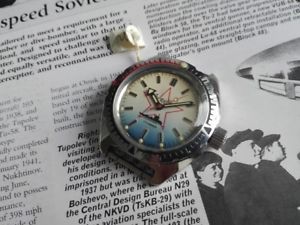 【送料無料】腕時計　ウォッチ　ロシアヴォストーククロックロシアソヴォストークウォッチreloj ruso vostok russian vostok amphibia watch soviet