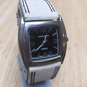 【送料無料】腕時計 ウォッチ ブラックレザーシルバーバレルアナログクォーツindustry mujer plata negro barril cuero analogico reloj de cuarzo horas ~|hokushin