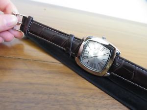 【送料無料】腕時計　ウォッチ　エイボンパラジウムプレスリーシルバーreloj de pulsera avon palladium plateado nuevo marrn de hombre de presley