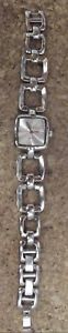 【送料無料】腕時計　ウォッチ　ファムパイルmontre quartz femme skalli pile neuve｜hokushin