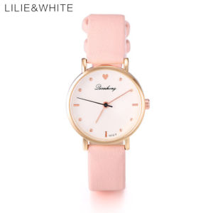 【送料無料】腕時計　ウォッチ　ファッションクォーツレザーストラップツアードレスlilieamp;white fashion quartz watch women leather strap travel tour dress ladie