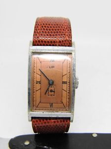 【送料無料】腕時計　ウォッチ　リップアンスmontre lip t18 mouvement mcanique vers 1940 anse fixes