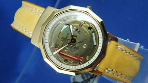 【送料無料】腕時計　ウォッチ　ナイツスケルトンコレクションディエゴマラドーナサッカーcaballeros nos 1980s de coleccin reloj esqueleto de cuarzo diego maradona dcada de ftbol sin us