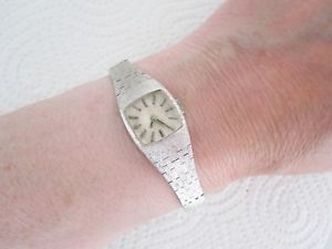 【送料無料】腕時計　ウォッチ　デザインクロックシルバーブレスレットhermosas design seorareloj, 835 l plata, reloj y pulsera, muy buen estado