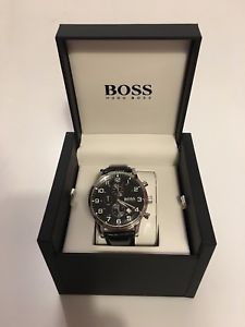 【貨物輸送無料】ウオッチ ご覧なさる アラームクロノグラフブラックヒューゴボスreloj negro crongrafo hugo boss