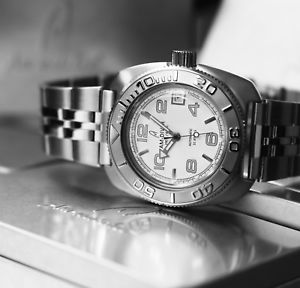 【送料無料】腕時計 ウォッチ ダイバーamdiver reloj nutico automtico 200m impermeable 710m006bsb11|hokushin