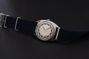 【貨物輸送無料】ウオッチ ご覧なさる オートヴィンテージtimex watch automatic vintage
