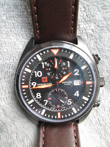 【送料無料】腕時計　ウォッチ　スイスクロノグラフswiss military hanowa saphire crongrafo nuevo