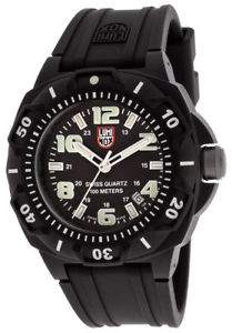 【送料無料】腕時計　ウォッチ　セントリクロックnuevo 0201sl para hombre luminox negro reloj de carbono reforzado sentry