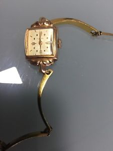 【貨物輸送無料】ウオッチ ご覧なさる ブレスレットロシアゴールドボックスロシア3 apr  reloj ruso de pulsera , caja de oro contrastado , russian watch gold