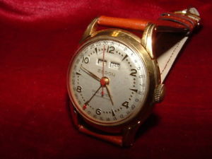 【送料無料】腕時計 ウォッチ トリプルクロノメーター？プラークスイスmontre ancienne  zedon triple quantieme  chronometre  plaque or 1940 swiss made