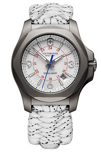 【送料無料】腕時計　ウォッチ　チタンスカイハイvictorinox inox titanium sky high limited edition 2417721