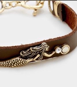【送料無料】ブレスレット　アクセサリ―　トグルブレスレットアンティークゴールドラインストーンbrown leather toggle bracelet w antique gold metal mermaid amp; rhinestone 12,766円