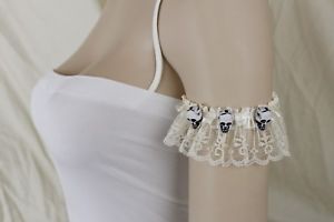【送料無料】ブレスレット　アクセサリ―　ファブリックレースブレスレットファッションアッパアームスケルトンwomen white fabric lace bracelet fashion upper high arm skeleton skull charms