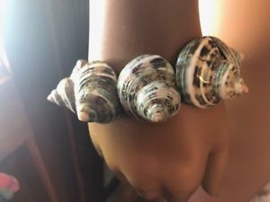 【送料無料】ブレスレット　アクセサリ―　コスチュームジュエリーウッドブレスレットcostume jewelry unique seashell and wood bracelet nice