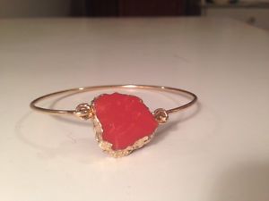 【送料無料】ブレスレット　アクセサリ―　ゴールドブレスレットカフgold and cintrine stone bracelet cuff