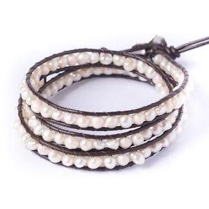 【送料無料】ブレスレット　アクセサリ―　パールシルバートーンブレスレット81stgeneration pearl 56 silver tone 3 line wrap friendship bracelet