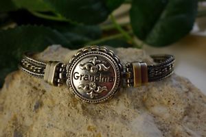 【送料無料】ブレスレット　アクセサリ―　マルチチェーンアンティークブロンズスナップボタンブレスレットgrandma multi chain antique bronze snap button bracelet jewelry women family