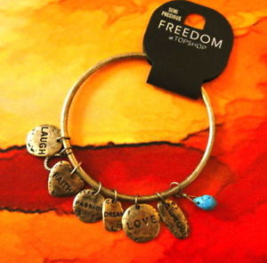 【送料無料】ブレスレット　アクセサリ―　ゴールドメタルブレスレットtopshop faith passion dream love gold look metal charm friendship bff bracelet