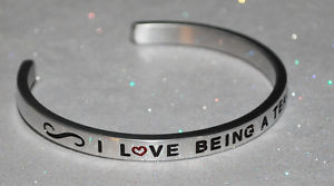 【送料無料】ブレスレット　アクセサリ―　ハンドメイドブレスレットi love being a teacher handmade amp; polished bracelet