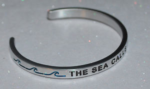 【送料無料】ブレスレット　アクセサリ―　ハンドメイドブレスレットthe sea calls to me handmade amp; polished bracelet