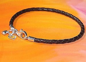 【送料無料】ブレスレット　アクセサリ―　スターリングシルバーライムベイアートブレスレット listingladies 3mm brown leather amp; sterling silver heart charm bracelet by lyme bay art
