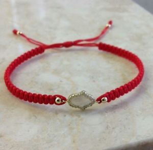 【送料無料】ブレスレット　アクセサリ―　スターリングシルバーレッドマクラメブレスレットシルバーバーhamsa sterling silver 925 red macrame bracelet cz crystals kabbalah silver bar