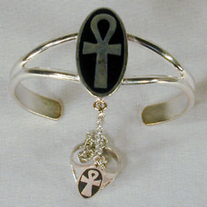 【貨物輸送無料】腕輪 添え物― ank cross slave bracelet15ring はりつけ台ank cross slave bracelet 15 jewelry ring  anarchy silver women crosses