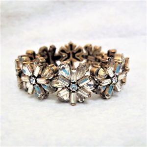 【貨物輸送無料】腕輪 添え物― goldtoneラインストーンパネルブレスレットjgoldtone crystal rhinestone snowflakes flowers panel stretch bracelet j crew