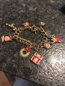 【送料無料】ブレスレット　アクセサリ―　ビンテージクリスマスクリスマスラインストーンエナメルブレスレットvintage christmas xmas rhinestone enamel amp; gold plated charms bracelet